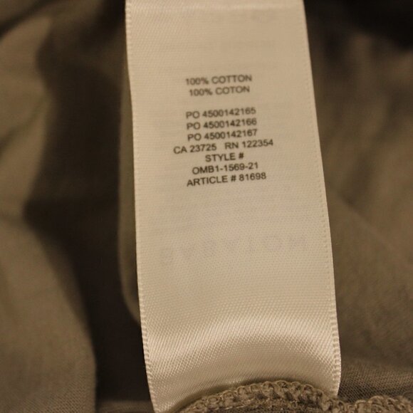 Aritzia Babaton Sleeveless Scoop Neck Top with Shoulder Pads Size XS - Picture 6 of 6